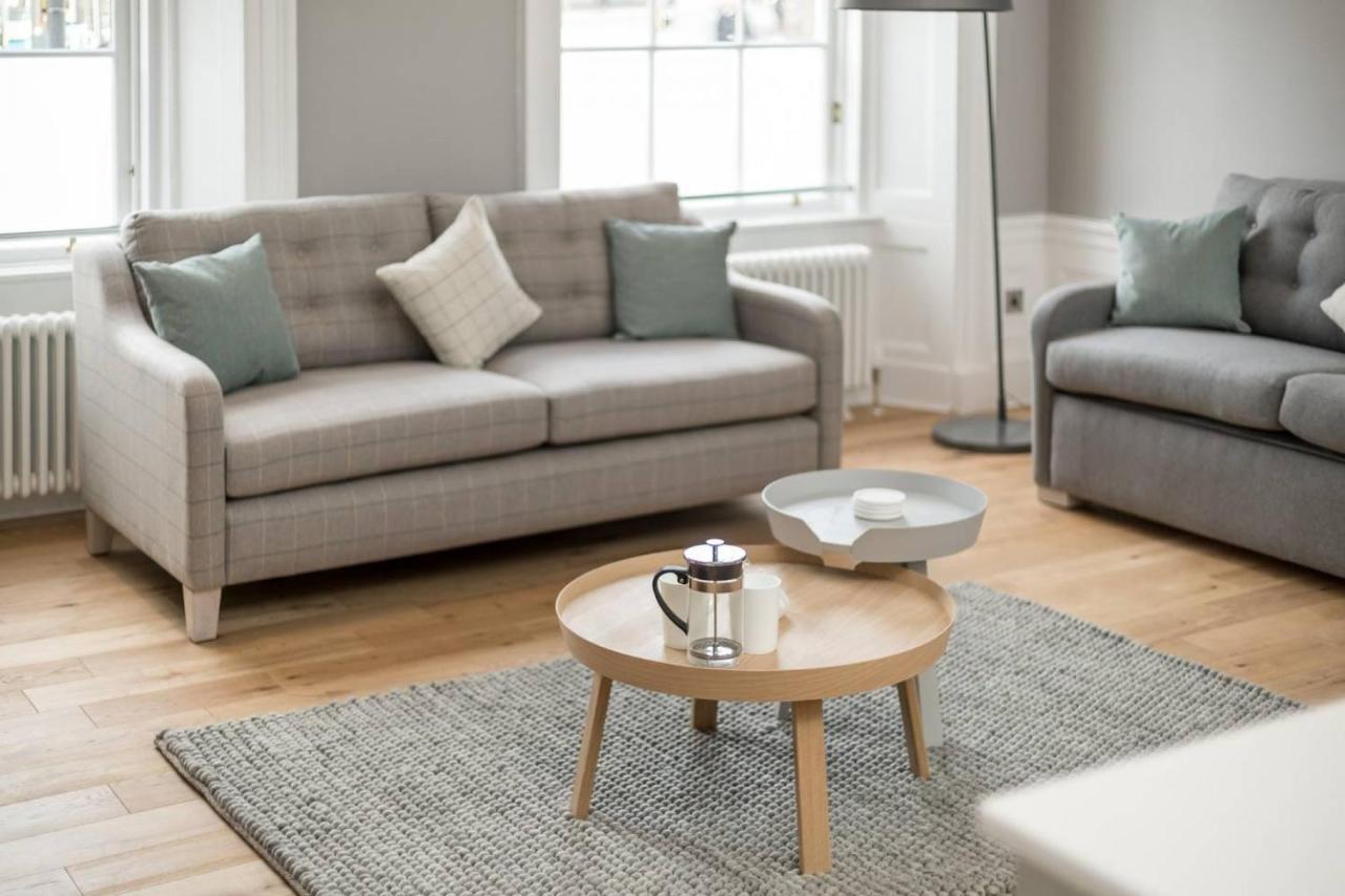 אדינבורו Joivy Spacious And Bright 1Bed Apt, Short Walk From Princes Street מראה חיצוני תמונה